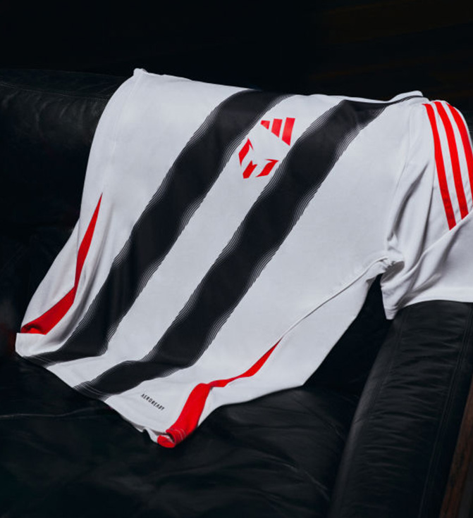 ADIDAS FAN ZONE>