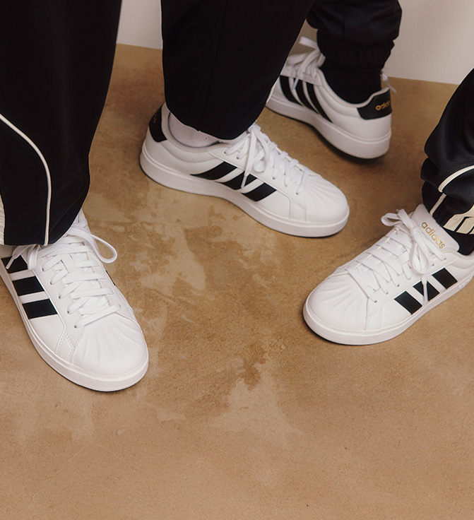 ADIDAS ΠΑΠΟΥΤΣΙΑ>