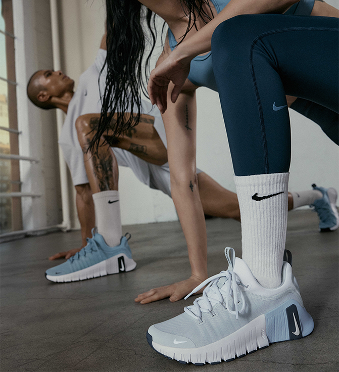 NIKE ТРЕНИРОВКА>